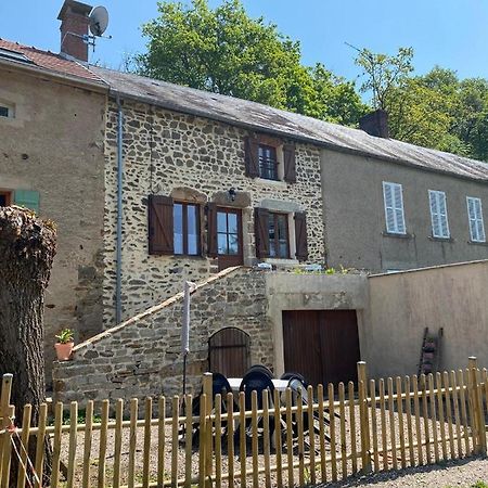 Petit Cocon Au Coeur Du Morvan Montreuillon Exterior photo